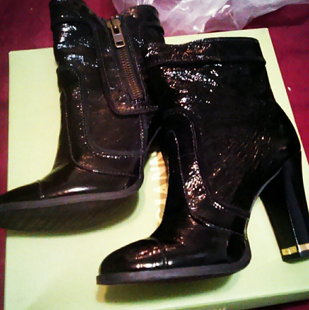 SOLD Gianni Bini Patent Leather Boots 7.5